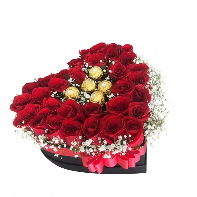 Caja corazón de rosas y Ferrero